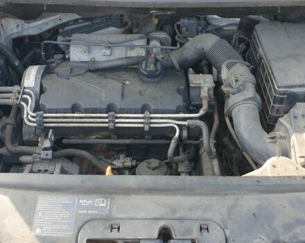 Белый Фольксваген Кадди, объемом двигателя 2 л и пробегом 198 тыс. км за 3198 $, фото 6 на Automoto.ua