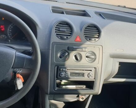 Белый Фольксваген Кадди, объемом двигателя 2 л и пробегом 198 тыс. км за 3198 $, фото 5 на Automoto.ua