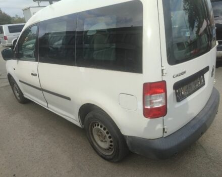 Белый Фольксваген Кадди, объемом двигателя 1.9 л и пробегом 240 тыс. км за 3300 $, фото 2 на Automoto.ua