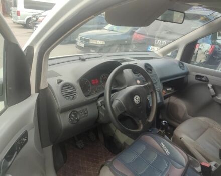 Белый Фольксваген Кадди, объемом двигателя 1.9 л и пробегом 240 тыс. км за 3300 $, фото 4 на Automoto.ua