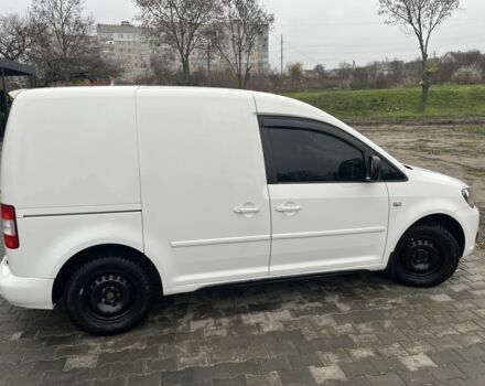 Белый Фольксваген Кадди, объемом двигателя 1.2 л и пробегом 145 тыс. км за 7392 $, фото 2 на Automoto.ua