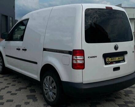 Белый Фольксваген Кадди, объемом двигателя 1.6 л и пробегом 391 тыс. км за 7200 $, фото 4 на Automoto.ua
