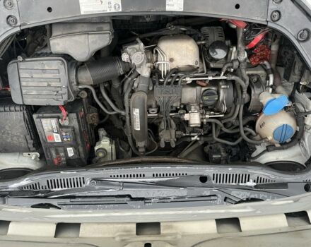 Белый Фольксваген Кадди, объемом двигателя 1.2 л и пробегом 145 тыс. км за 7392 $, фото 6 на Automoto.ua