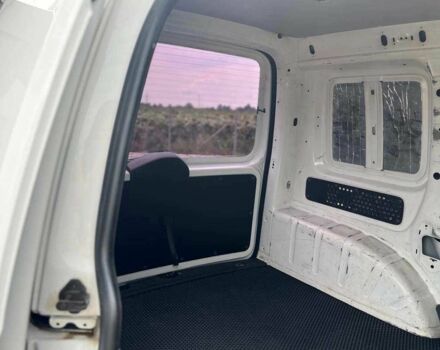 Белый Фольксваген Кадди, объемом двигателя 1.6 л и пробегом 391 тыс. км за 7200 $, фото 21 на Automoto.ua