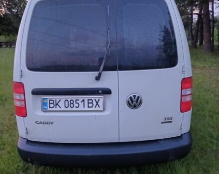 Белый Фольксваген Кадди, объемом двигателя 1.6 л и пробегом 232 тыс. км за 5600 $, фото 4 на Automoto.ua