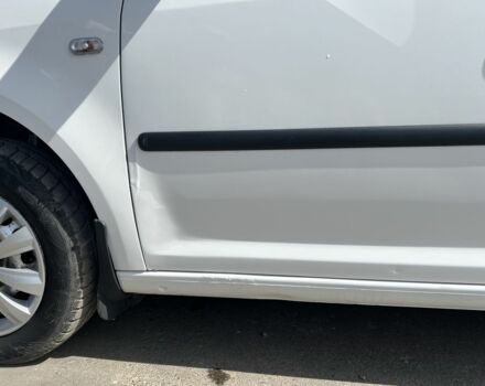 Белый Фольксваген Кадди, объемом двигателя 1.6 л и пробегом 233 тыс. км за 5900 $, фото 13 на Automoto.ua