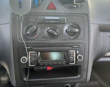 Белый Фольксваген Кадди, объемом двигателя 1.6 л и пробегом 233 тыс. км за 5900 $, фото 17 на Automoto.ua