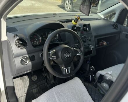 Белый Фольксваген Кадди, объемом двигателя 1.6 л и пробегом 233 тыс. км за 5900 $, фото 15 на Automoto.ua