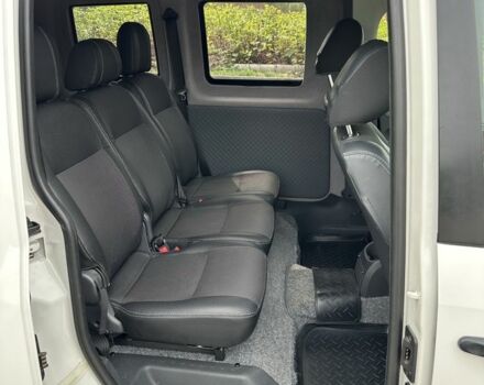 Белый Фольксваген Кадди, объемом двигателя 1.2 л и пробегом 145 тыс. км за 8300 $, фото 11 на Automoto.ua