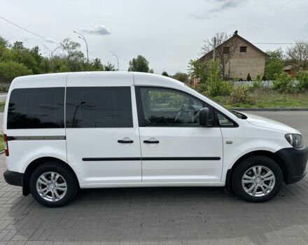 Белый Фольксваген Кадди, объемом двигателя 1.2 л и пробегом 145 тыс. км за 8300 $, фото 3 на Automoto.ua