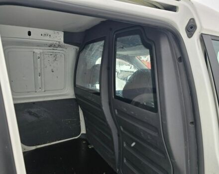 Білий Фольксваген Кадді, об'ємом двигуна 0 л та пробігом 166 тис. км за 9000 $, фото 14 на Automoto.ua