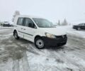 Білий Фольксваген Кадді, об'ємом двигуна 0 л та пробігом 166 тис. км за 9000 $, фото 5 на Automoto.ua