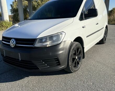 Белый Фольксваген Кадди, объемом двигателя 1.6 л и пробегом 206 тыс. км за 9249 $, фото 6 на Automoto.ua