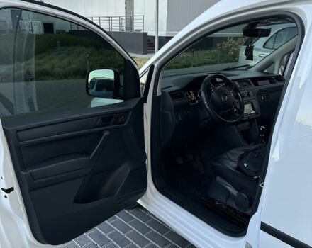 Фольксваген Кадди 2015 в Ровно на Automoto.ua Белый Фольксваген Кадди, объемом двигателя 1.6 л и пробегом 247 тыс. км за 8500 $, фото 17 на Automoto.ua