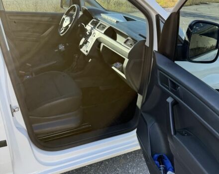 Белый Фольксваген Кадди, объемом двигателя 1.6 л и пробегом 206 тыс. км за 9249 $, фото 20 на Automoto.ua