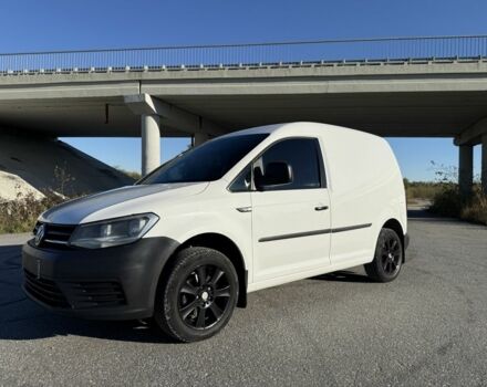 Белый Фольксваген Кадди, объемом двигателя 1.6 л и пробегом 206 тыс. км за 9249 $, фото 3 на Automoto.ua