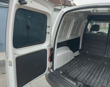 Білий Фольксваген Кадді, об'ємом двигуна 2 л та пробігом 188 тис. км за 11399 $, фото 9 на Automoto.ua