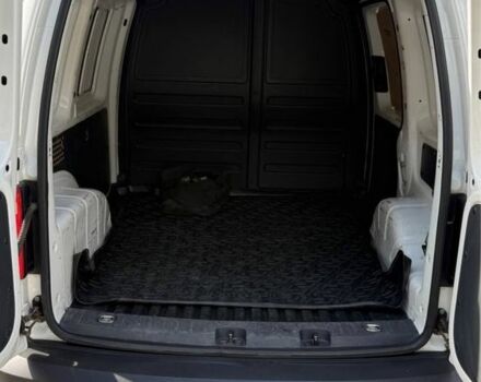 Белый Фольксваген Кадди, объемом двигателя 2 л и пробегом 289 тыс. км за 9400 $, фото 7 на Automoto.ua