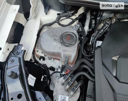 Белый Фольксваген Кадди, объемом двигателя 2 л и пробегом 141 тыс. км за 17300 $, фото 65 на Automoto.ua