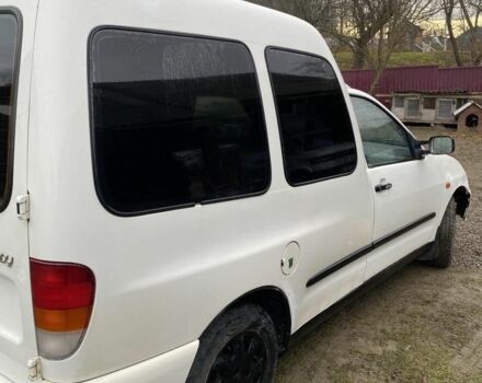 Белый Фольксваген Кадди, объемом двигателя 1.4 л и пробегом 165 тыс. км за 2200 $, фото 7 на Automoto.ua