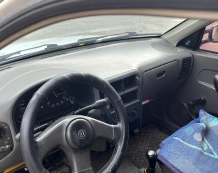 Белый Фольксваген Кадди, объемом двигателя 1.9 л и пробегом 250 тыс. км за 1700 $, фото 5 на Automoto.ua