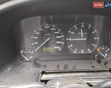 Білий Фольксваген Кадді, об'ємом двигуна 1.39 л та пробігом 260 тис. км за 1800 $, фото 5 на Automoto.ua