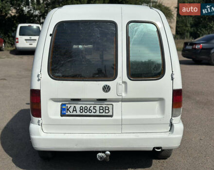 Белый Фольксваген Кадди, объемом двигателя 1.9 л и пробегом 200 тыс. км за 2400 $, фото 7 на Automoto.ua