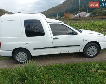 Белый Фольксваген Кадди, объемом двигателя 1.39 л и пробегом 285 тыс. км за 1900 $, фото 6 на Automoto.ua