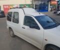 Белый Фольксваген Кадди, объемом двигателя 1.4 л и пробегом 220 тыс. км за 2700 $, фото 1 на Automoto.ua