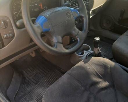 Белый Фольксваген Кадди, объемом двигателя 1.9 л и пробегом 300 тыс. км за 1500 $, фото 1 на Automoto.ua