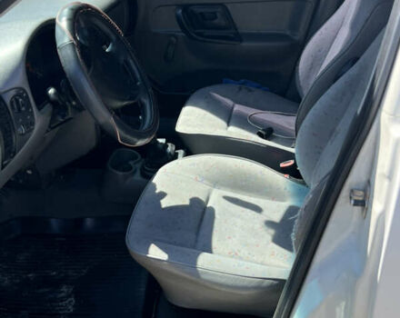 Белый Фольксваген Кадди, объемом двигателя 1.9 л и пробегом 212 тыс. км за 2400 $, фото 6 на Automoto.ua