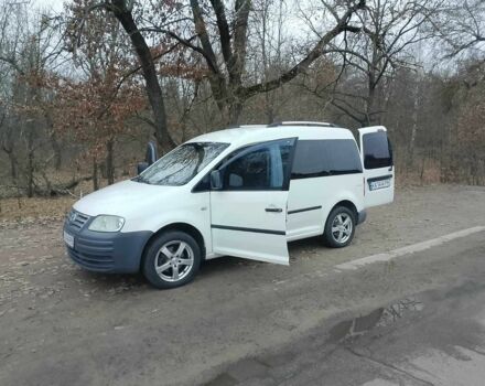 Белый Фольксваген Кадди, объемом двигателя 2 л и пробегом 324 тыс. км за 4999 $, фото 5 на Automoto.ua