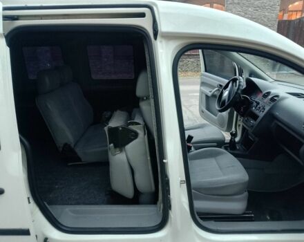 Белый Фольксваген Кадди, объемом двигателя 2 л и пробегом 324 тыс. км за 4999 $, фото 13 на Automoto.ua