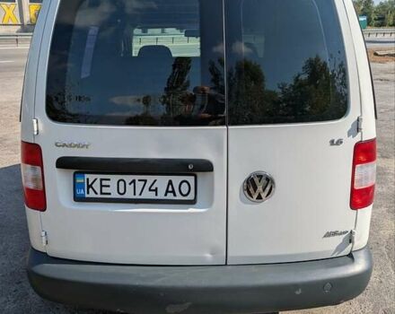 Белый Фольксваген Кадди, объемом двигателя 1.39 л и пробегом 358 тыс. км за 4800 $, фото 7 на Automoto.ua