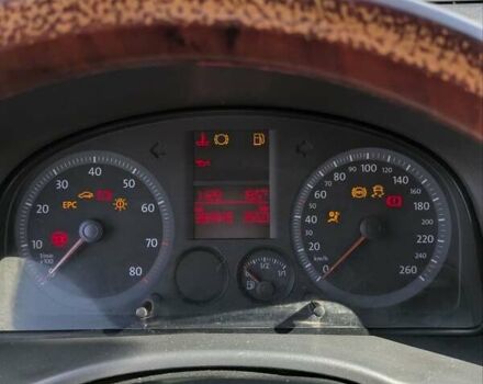 Белый Фольксваген Кадди, объемом двигателя 1.39 л и пробегом 358 тыс. км за 4800 $, фото 20 на Automoto.ua