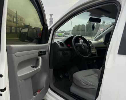 Белый Фольксваген Кадди, объемом двигателя 1.39 л и пробегом 420 тыс. км за 4700 $, фото 8 на Automoto.ua