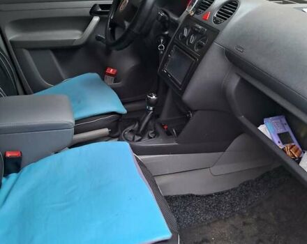 Белый Фольксваген Кадди, объемом двигателя 1.97 л и пробегом 382 тыс. км за 5000 $, фото 7 на Automoto.ua