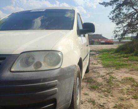 Белый Фольксваген Кадди, объемом двигателя 2 л и пробегом 300 тыс. км за 4300 $, фото 4 на Automoto.ua