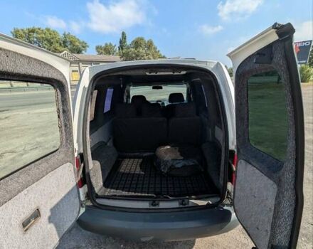 Белый Фольксваген Кадди, объемом двигателя 1.39 л и пробегом 358 тыс. км за 4800 $, фото 13 на Automoto.ua