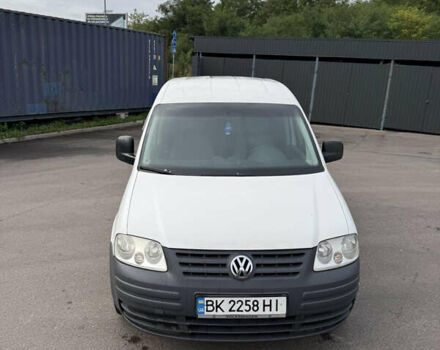 Белый Фольксваген Кадди, объемом двигателя 1.39 л и пробегом 420 тыс. км за 4700 $, фото 3 на Automoto.ua