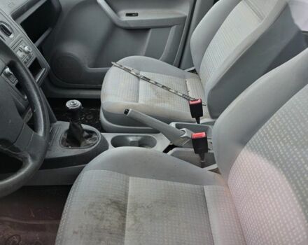 Белый Фольксваген Кадди, объемом двигателя 0 л и пробегом 240 тыс. км за 2558 $, фото 6 на Automoto.ua