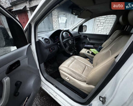 Белый Фольксваген Кадди, объемом двигателя 1.4 л и пробегом 321 тыс. км за 3350 $, фото 7 на Automoto.ua