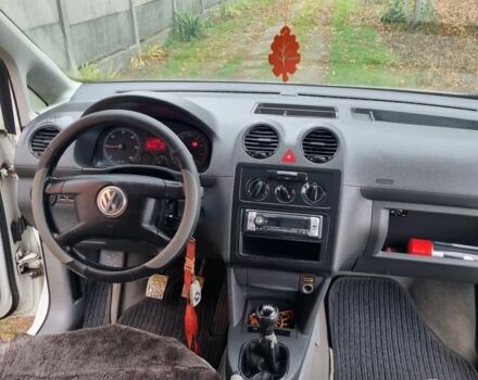 Білий Фольксваген Кадді, об'ємом двигуна 2 л та пробігом 165 тис. км за 6200 $, фото 2 на Automoto.ua