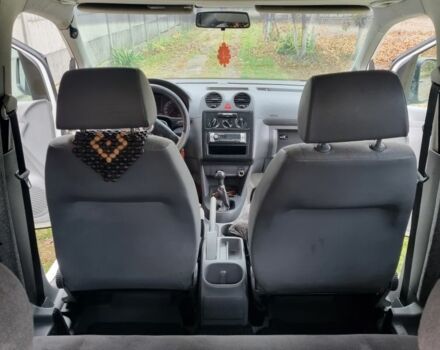 Білий Фольксваген Кадді, об'ємом двигуна 2 л та пробігом 165 тис. км за 6200 $, фото 16 на Automoto.ua