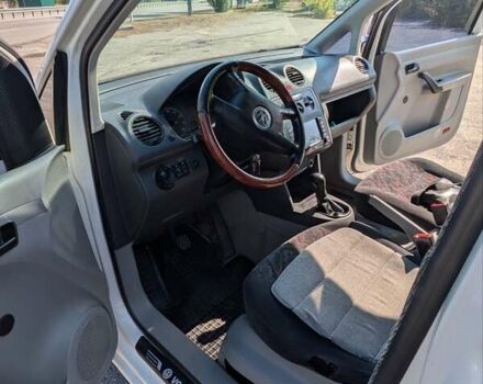 Белый Фольксваген Кадди, объемом двигателя 1.39 л и пробегом 358 тыс. км за 4800 $, фото 3 на Automoto.ua