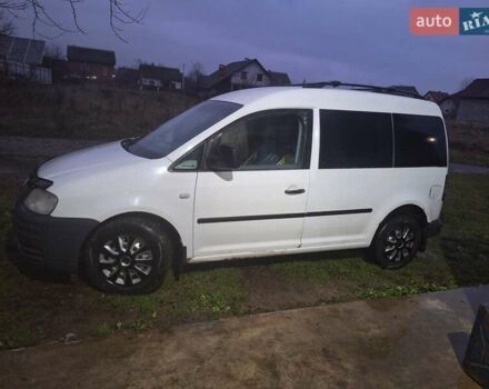 Белый Фольксваген Кадди, объемом двигателя 1.9 л и пробегом 420 тыс. км за 4000 $, фото 5 на Automoto.ua