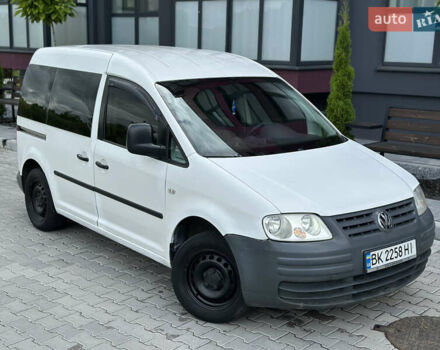 Білий Фольксваген Кадді, об'ємом двигуна 1.4 л та пробігом 410 тис. км за 3900 $, фото 1 на Automoto.ua