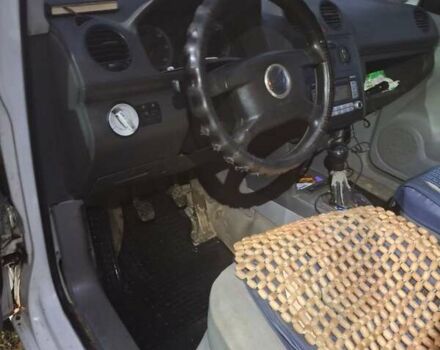 Белый Фольксваген Кадди, объемом двигателя 1.9 л и пробегом 420 тыс. км за 4000 $, фото 8 на Automoto.ua