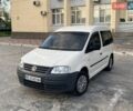 Белый Фольксваген Кадди, объемом двигателя 2 л и пробегом 319 тыс. км за 5750 $, фото 1 на Automoto.ua