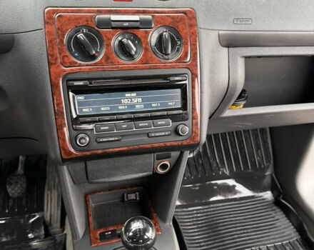 Белый Фольксваген Кадди, объемом двигателя 2 л и пробегом 234 тыс. км за 4550 $, фото 20 на Automoto.ua